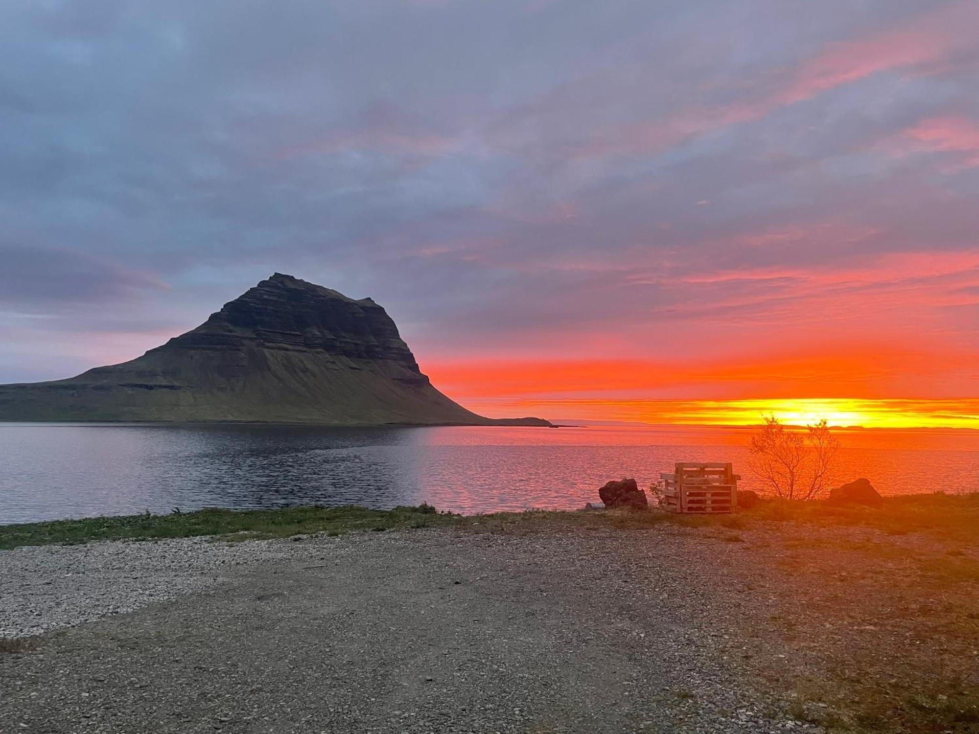 Kirkjufell Basement Apartment Grundarfjordur Kültér fotó